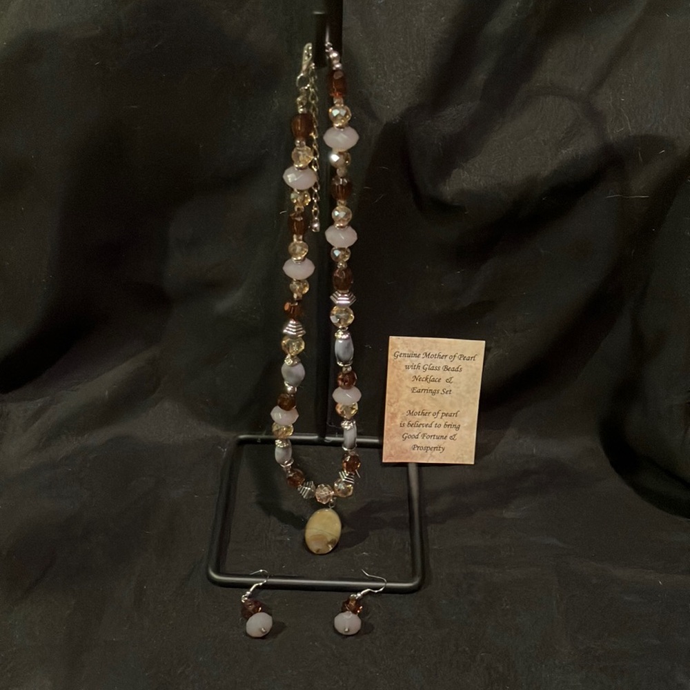 ✨Gift Set✨ - Mother of Pearl Necklace & Earrings, with Glass Beads